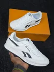 Reebok Jogger Sneakers - Mpya Kabisa - 1