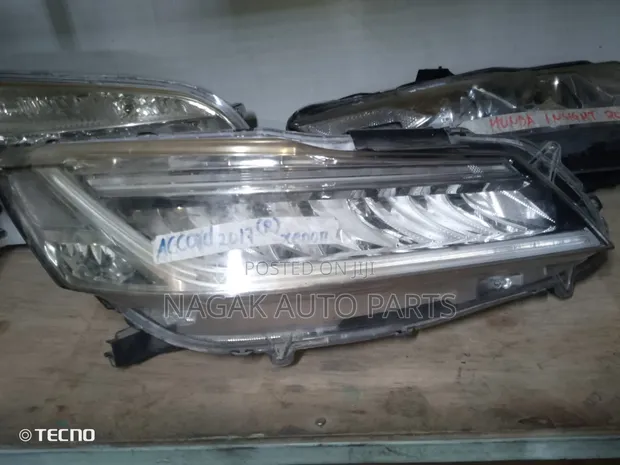 Honda Accord 2015 Xenon Headlight (Japan) - 1