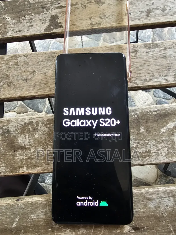 Samsung Galaxy S20+ 128GB Black - 1