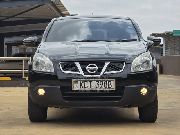 Nissan Dualis 2011 Nyeusi - 1