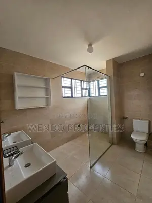 Nyumba ya Vyumba 5 na DSQ 2 za Kukodisha Lavington