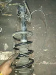 Toyota Isis Shock Absorber ya Mbele (Iliyotumika) - 2