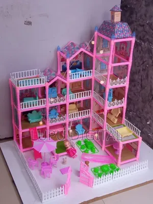 379 Pieces Doll House - Brand New