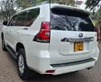 Toyota Land Cruiser Prado 2.8 2018 Nyeupe - 5