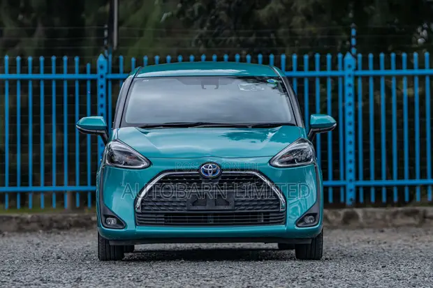 Toyota Sienta 1.5 FWD (6-seater) 2019 Green - 1