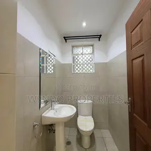 3-Bedroom Apartment with DSQ in Lavington