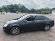 Volkswagen Jetta 2010 Nyeusi - 5
