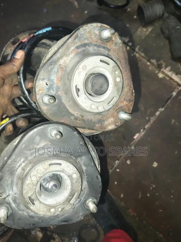 Set Kamili ya Shock Absorber za Toyota RAV4 (Zilizotumika) - 1