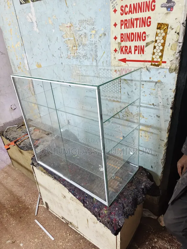 Customizable Glass Top Counter - 1