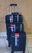 Unbreakable 3-in-1 Suitcase Set (63/57/48cm) - 2