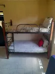 Kitanda cha Bunk cha Metal chenye Magodoro - Kimeuzwa - 1