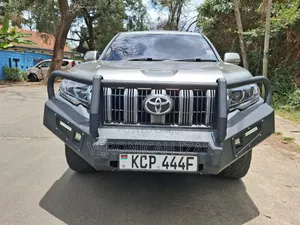 Toyota Land Cruiser Prado 2011 VXL Diesel