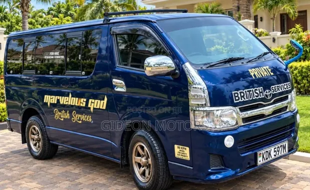 Toyota HiAce 2015 Blue - 1
