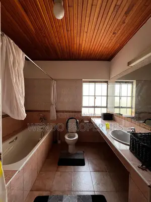 4-Bedroom Townhouse with DSQ in Kilimani for Rent