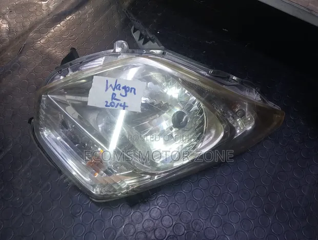 Suzuki Wagon R 2013 Headlight - 1