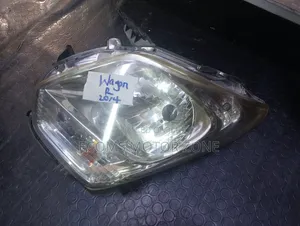 Suzuki Wagon R 2013 Headlight