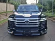 Toyota Land Cruiser LC300 2024 Nyeusi - 2
