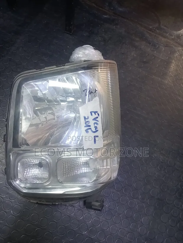 Suzuki Every 2015 Headlight - 1