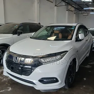 Honda Vezel 1.5 2WD 2020 Nyeupe