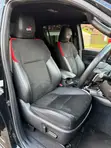 Toyota Hilux Revo Double Cab 2.4 Diesel AWD 2022 Nyeusi - 3