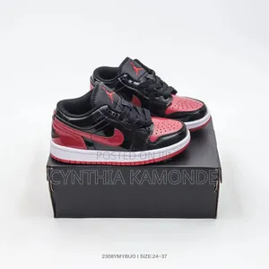 J1 Sneakers za Watoto