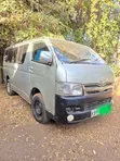 Toyota HiAce 2006 Silver - 3
