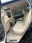 Toyota Land Cruiser LC300 2023 Nyeusi - 3