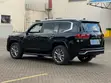 Toyota Land Cruiser LC300 2023 Nyeusi - 5