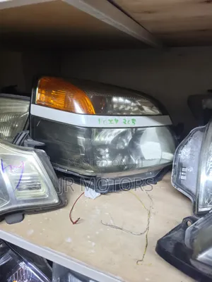 Used Toyota Voxy Xenon Headlights (2002-2003)