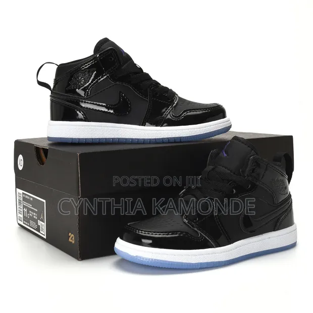 Comfy J1 Sneakers za Watoto - 1