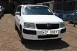 Toyota Succeed 2011 Nyeupe - 1