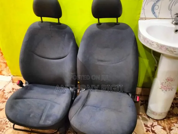 Toyota Vitz/Platz/Yaris XP10 Front Seats (1999-2005) - 1