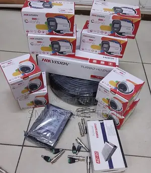 Hikvision 8CH CCTV Kit: 4 Dome, 4 Bullet Cameras
