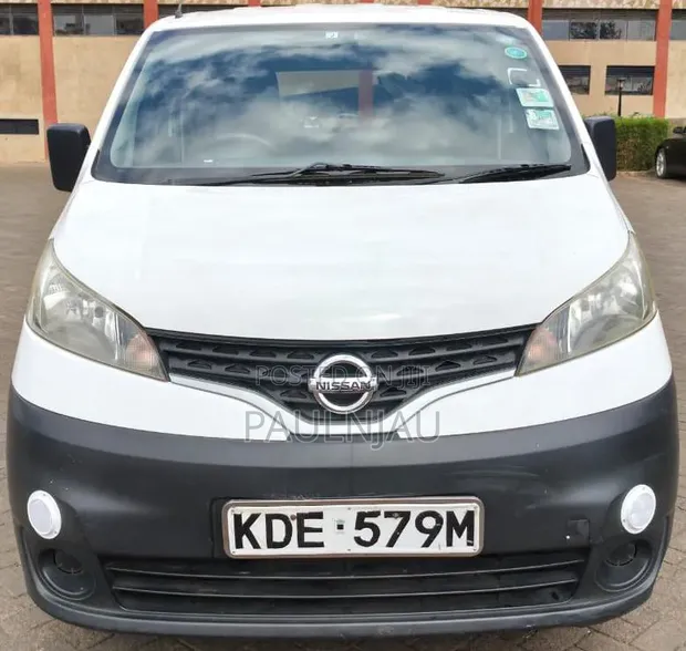 Nissan NV200 2015 Van ya Mizigo - 1