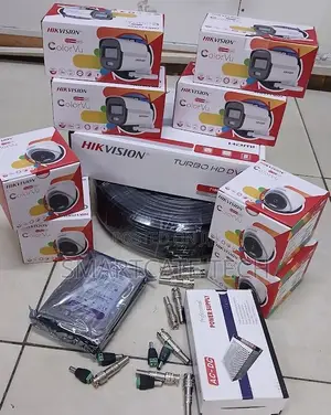 Hikvision 8CH HD ColorVu DVR na Kamera 4 Dome & 4 Bullet