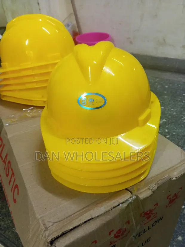 Heavy Duty Yellow Safety Helmet - 1