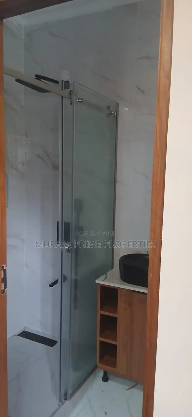 Maisonette ya Vyumba 5 vya Kulala Kerarapon Inauzwa - 1