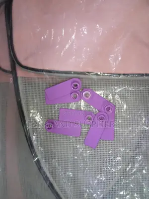 Ear Tags za Shambani - Miundo Mwangavu