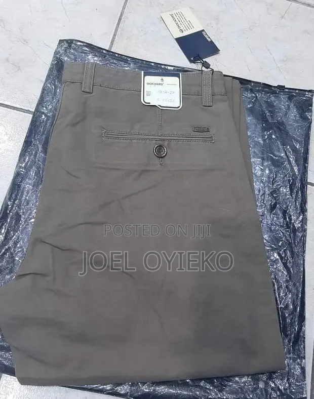 Dockers Hard Khaki Trousers - Straight Fit - 1