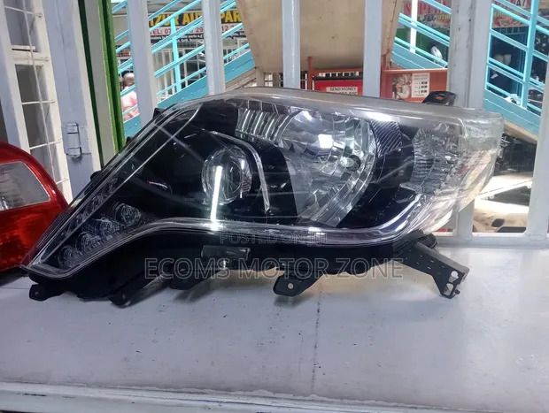 Toyota Land Cruiser Prado J150 Headlight - 1