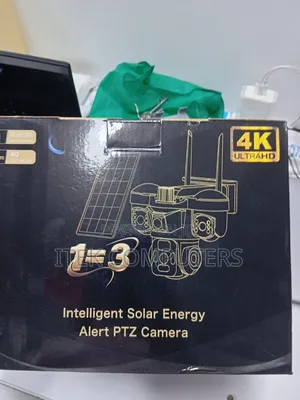 Kamera ya Solar 4G yenye Lensi Tatu kwa Ufuatiliaji wa Mali Kubwa
