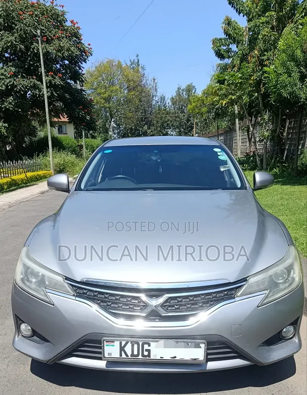 Toyota Mark X 2015 Nyeusi - 1