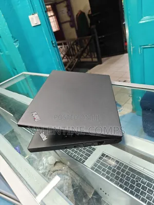 Lenovo ThinkPad X250 Laptop 8GB RAM, 256GB SSD