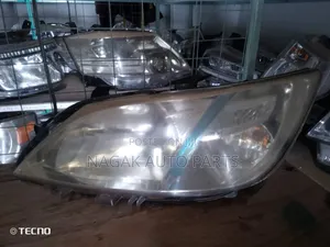 Subaru Exiga Xenon Headlight (Blue Strip)