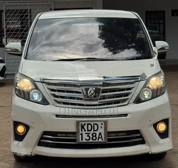 Toyota Alphard 2.4 Petrol FWD 2014 White - 1