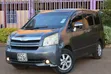 Toyota Noah 2008 Gray - 3