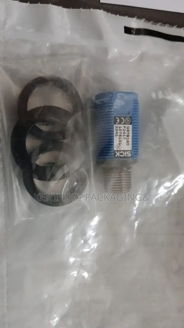 SK Cylindrical M18 Photoelectric Sensor - 1