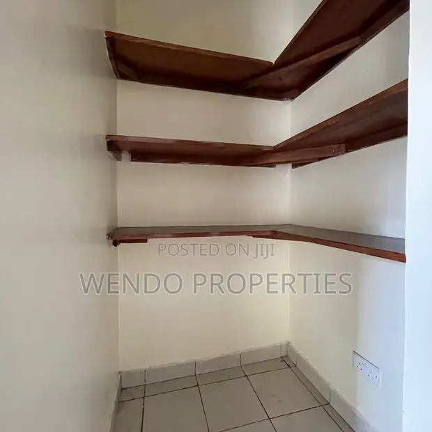 3 Bedroom Apartment with SQ for Rent in Kilimani - 1