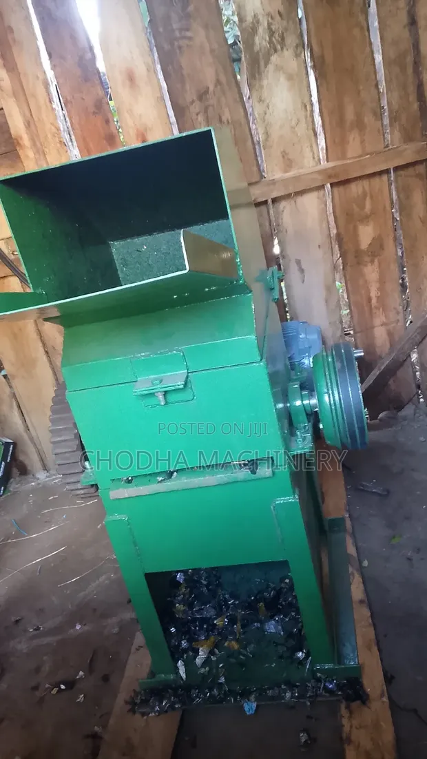 Plastic Crusher Machine - 1