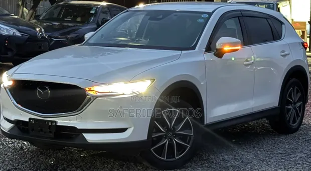 Mazda CX-5 2.2 Diesel FWD 2019 White - 1